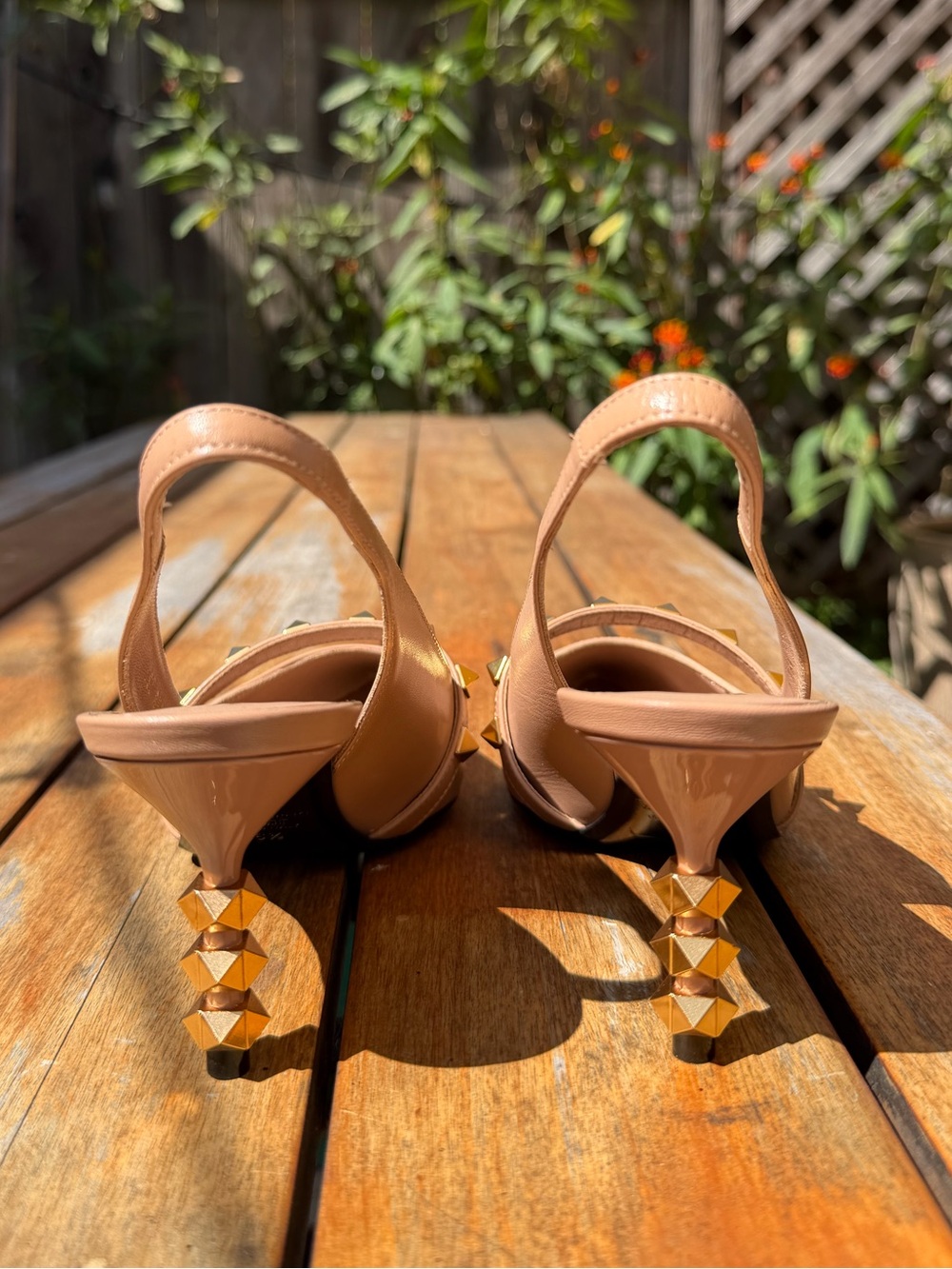 VALENTINO GARAVANI Leather Rockstud Slingback Pumps - Picture 4 of 8